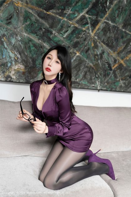 www深夜成人海报