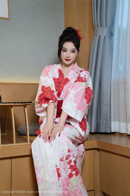 久久精品露脸对白海报